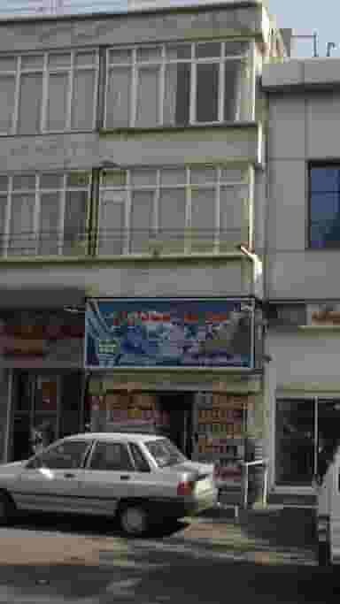 سوپرمارکت داران در قلهک تهران