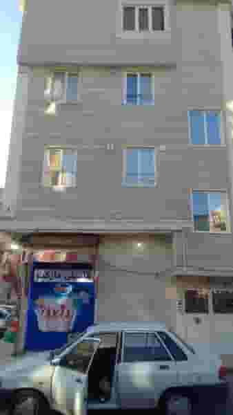 سوپر مارکت طاها در شهید کاظمی 