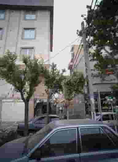 سوپر مارکت در شاهین تهران