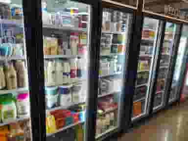 سوپر مارکت برند در پونک شمالی 