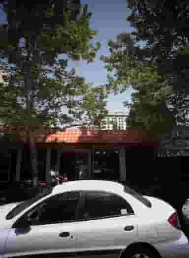 سوپر مارکت در دانشگاه تهران تهران