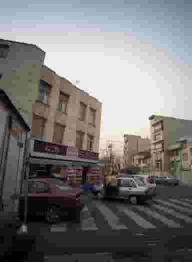 فروشگاه غفوری در گلها 