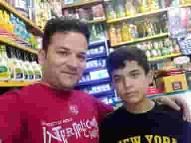 فروشگاه برادران باقرپور شعبه اصلی در یاخچی آباد 