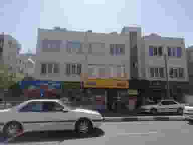 سوپرمارکت سورنا ۴۹۶ در قاسم آباد 