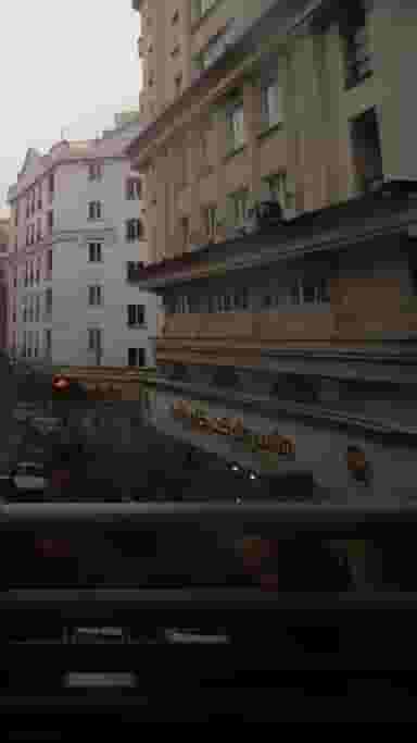 هایپر مارکت کامرانیه در فرمانیه تهران