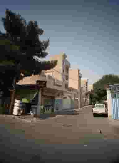 فروشگاه مواد غذایی لبخند در ولیعصر جنوبی 