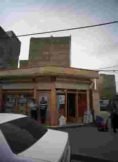 سوپرمارکت جوکار . آقای احمد داوری در شهید کاظمی