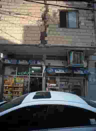 سوپرمارکت میرزائی در ولیعصر جنوبی 