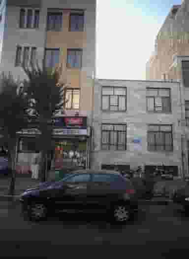 سوپر مارکت بهار در آهنگ شرقی 