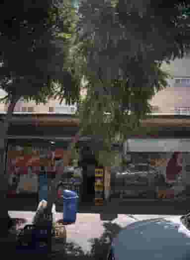 سوپرمارکت خجسته در شاندیز 