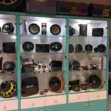 لوکس مسعودبرچسب دودی دزدگیرردیاب گلس خودرو هدلایت