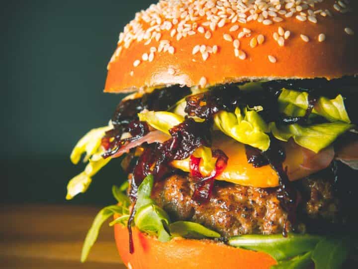 عکس ویل برگر در سعادت آباد