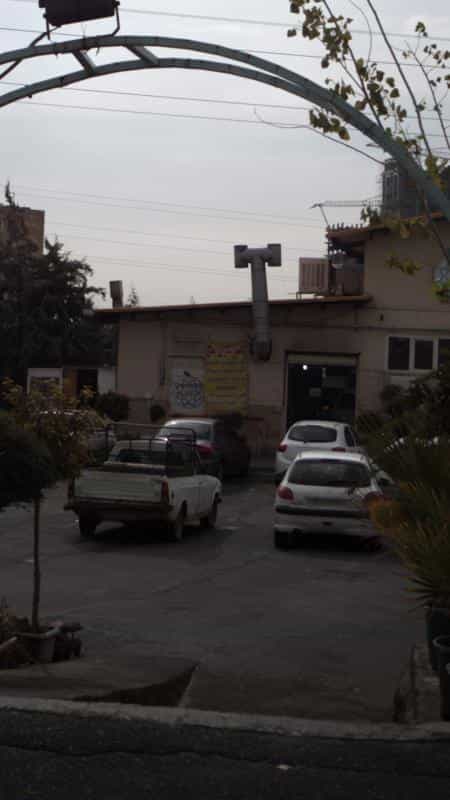 عکس کلید سازی علی در بهاران