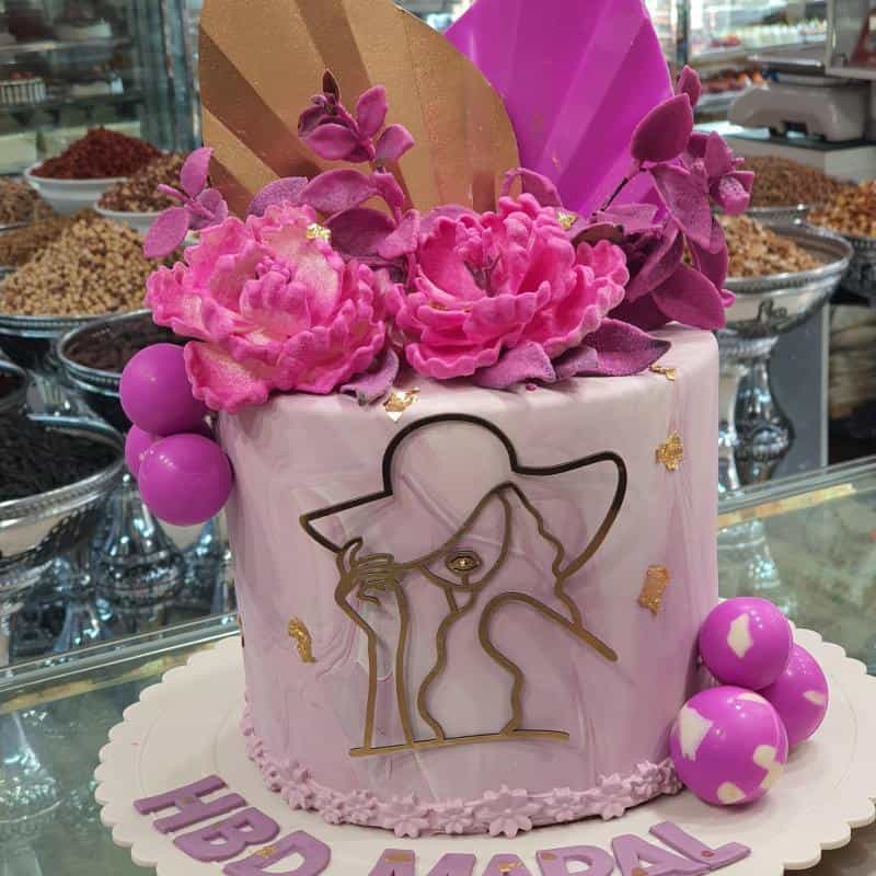 عکس شیرینی و آجیل شانلی در پرواز