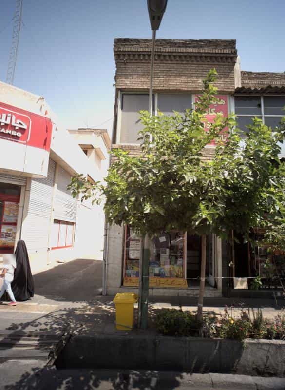عکس کتاب فروشی در شکوفه