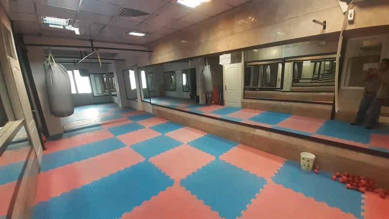 عکس باشگاه بدنسازی در قیطریه