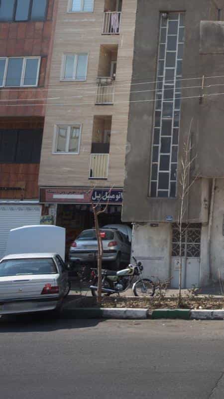 عکس مکانیکی تعویض روغن با دستگاه در لشکر