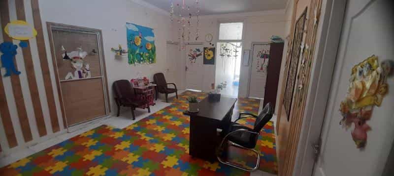 عکس شکوفه های خلاق و شاد در عباس آباد