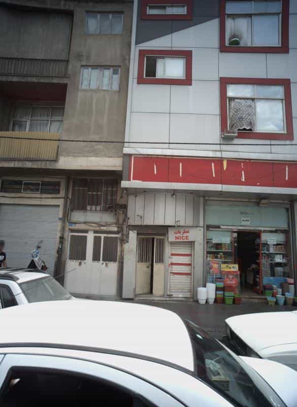 عکس عطریات نایس در شمشیری