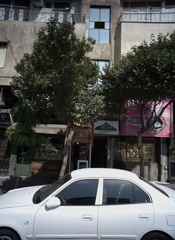 عکس عطر فروشی در خواجه نظام الملک