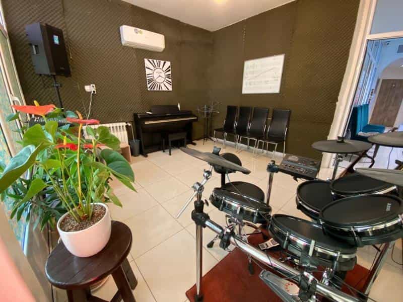 عکس آموزشگاه موسیقی نیامهر در پاتریس لومومبا