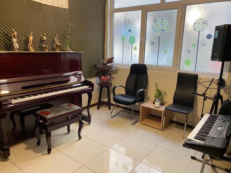 عکس آموزشگاه موسیقی نیامهر در پاتریس لومومبا