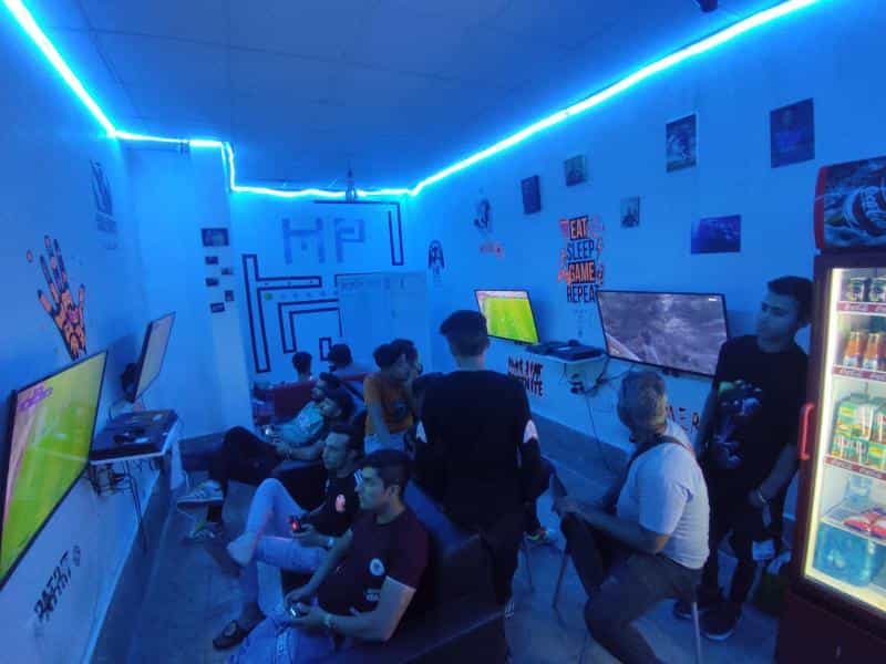 عکس گیم نت ام پی در نعمت آباد