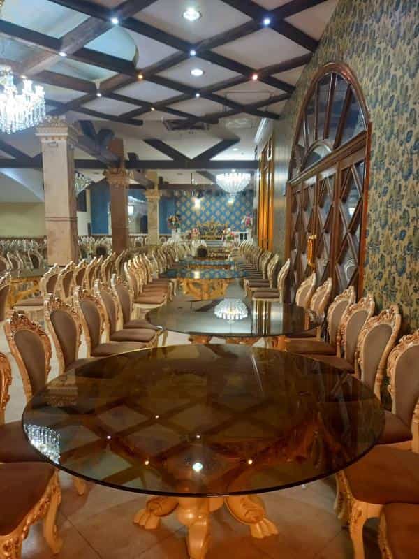 عکس تالار پذیرایی ققنوس در مختاری