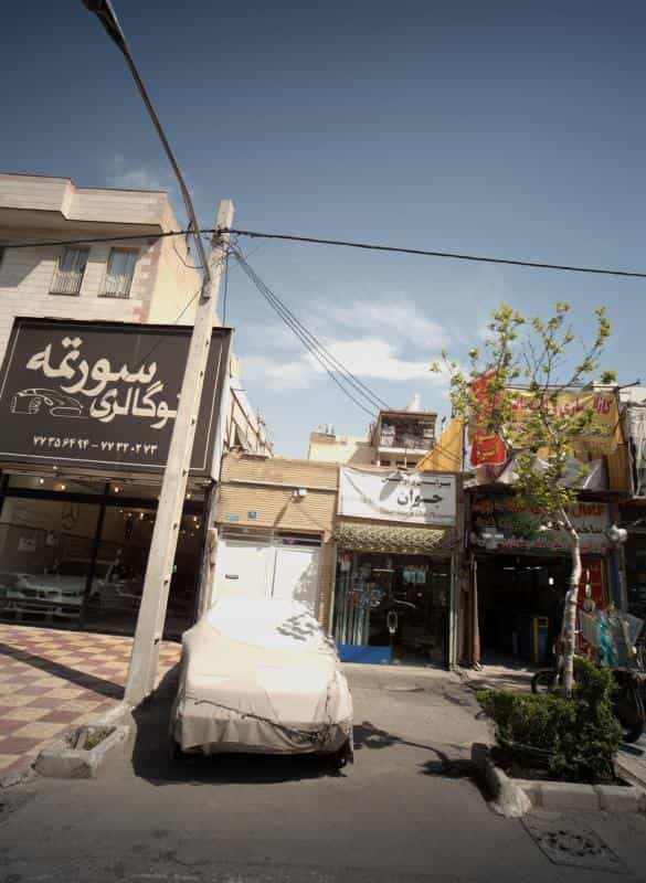 عکس پیرایش و آرایش جوان در تهرانپارس شرقی