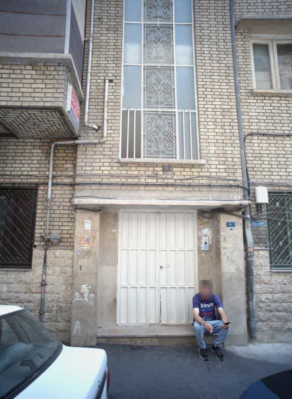 عکس آرایش صابری در ولیعصر