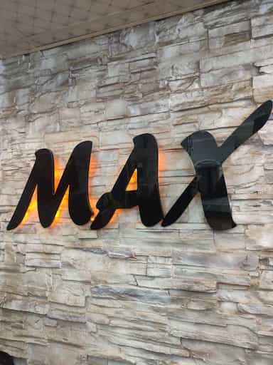 Max کلبه پیرایش در حکیمیه