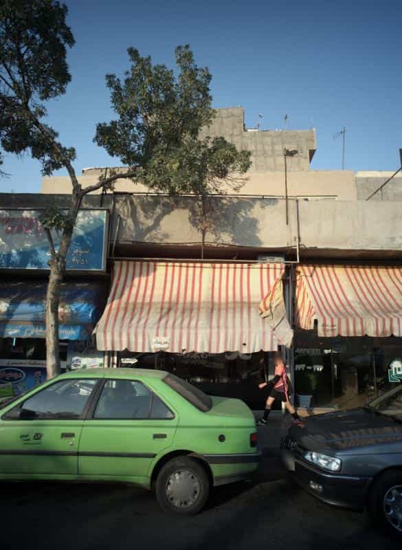 عکس آرایشگاه مردانه در ولیعصر جنوبی