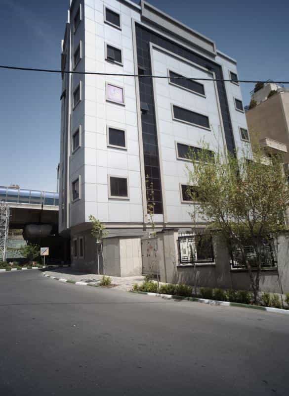 عکس سالن زیبایی ژینورا در صدر