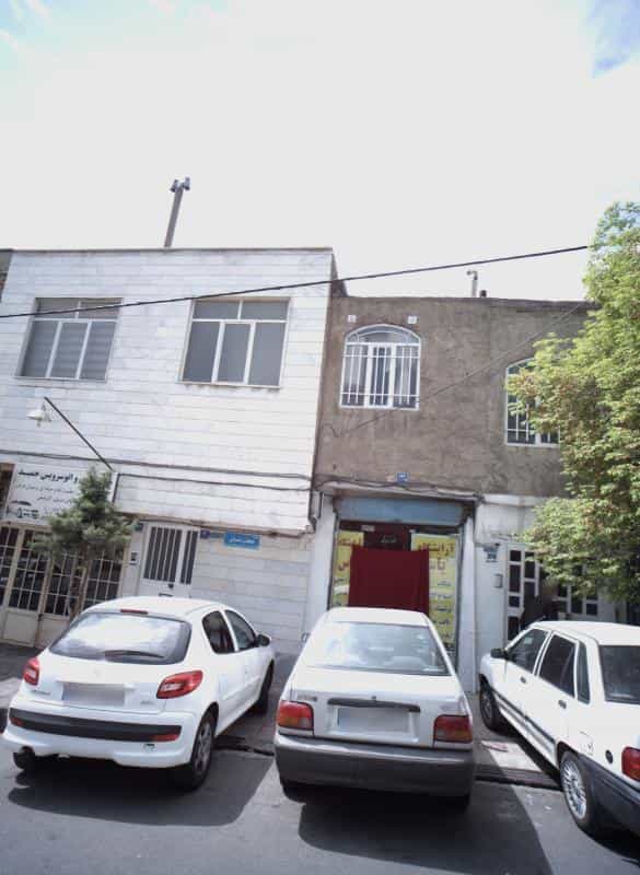 عکس آرایشگاه یاس در خاک سفید