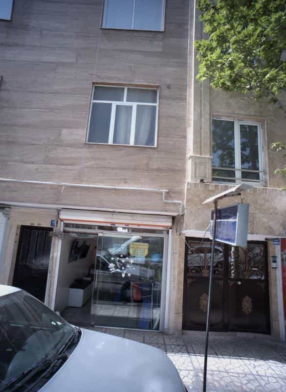 عکس پیرایش مجتبی در خاک سفید