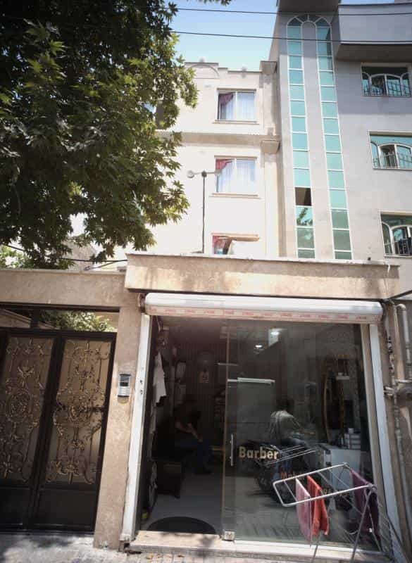 عکس آرایشگاه سورنا در دولت آباد