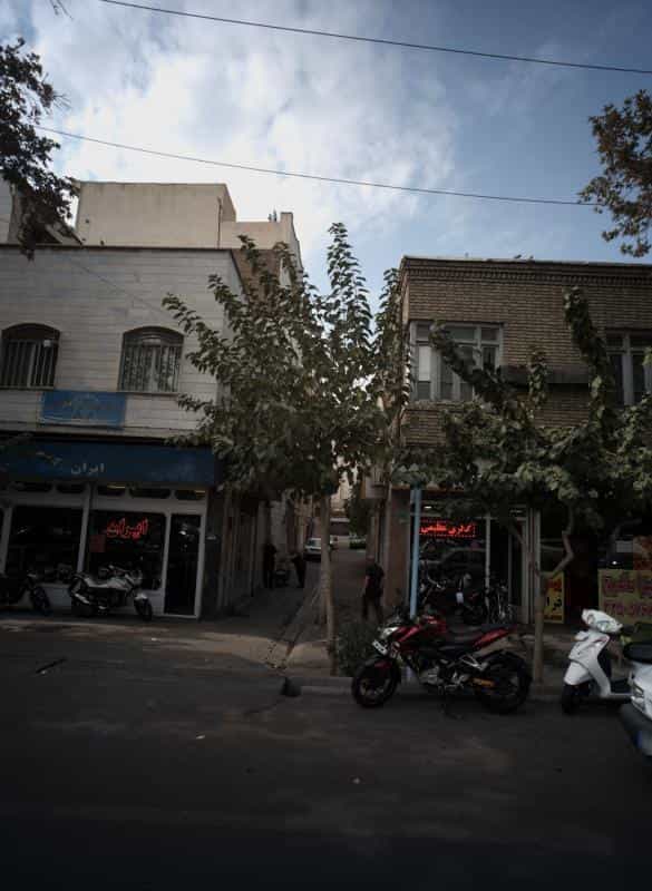 عکس گالری عظیمی در قیام