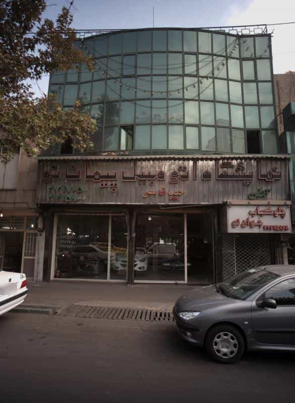 عکس نمایشگاه اتومبیل پیمان نو در شکوفه