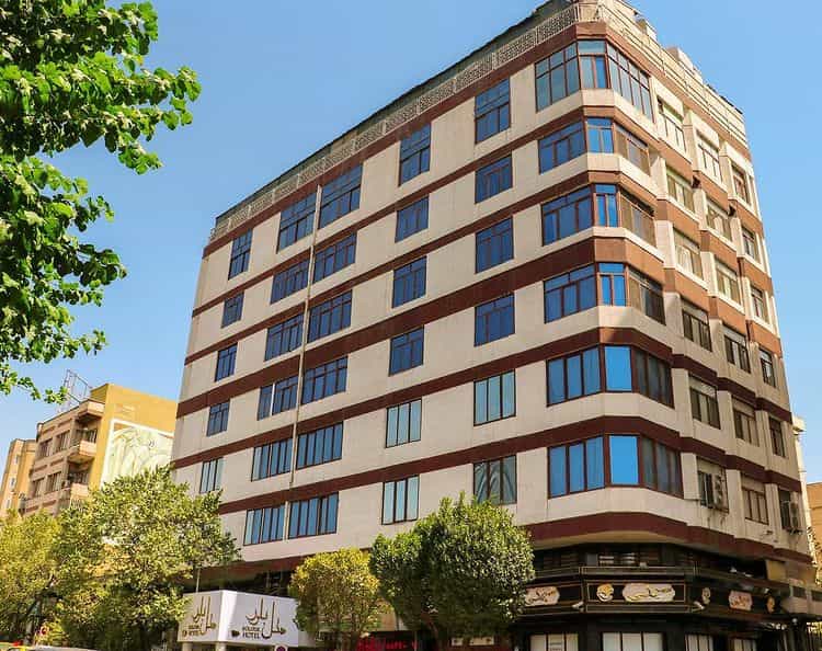 عکس سفره خانه سنتى هتل بلور در ایرانشهر