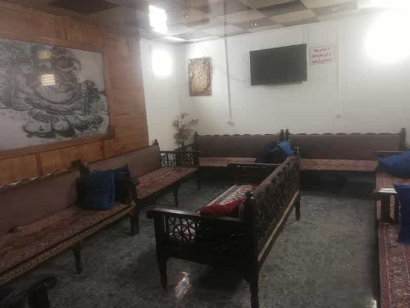 عکس سفره خانه سنتی مهران در ولیعصر جنوبی