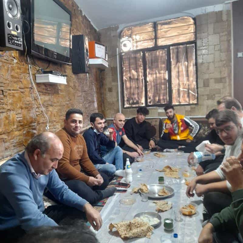 عکس سفره خانه سنتی دورهمی ری