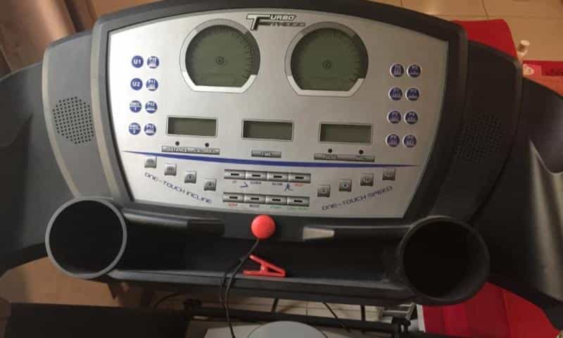 عکس تعمیر تردمیل متا اسپرت power first tunturi turbo در شهرک آزمایش