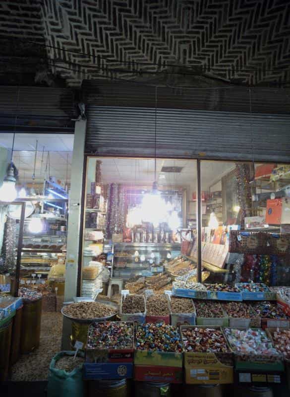 عکس فروشگاه آجیل وشکلات در شاهپور