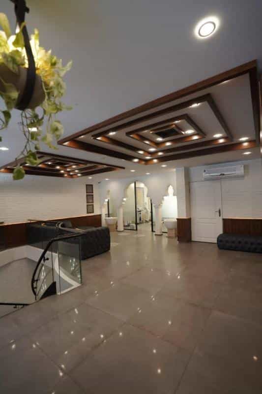 عکس کلینیک زیبایی ستایش در پونک