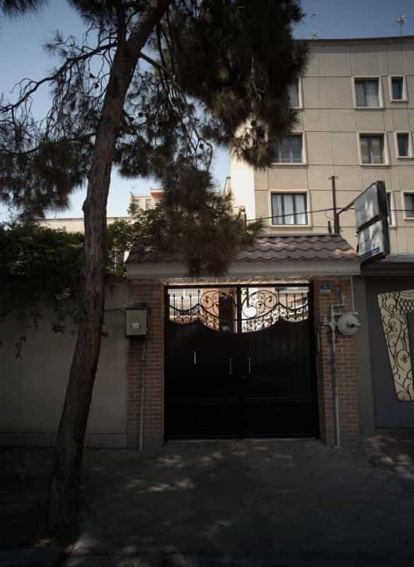 عکس دکتر حسین رحیمی خجسته در کشاورز