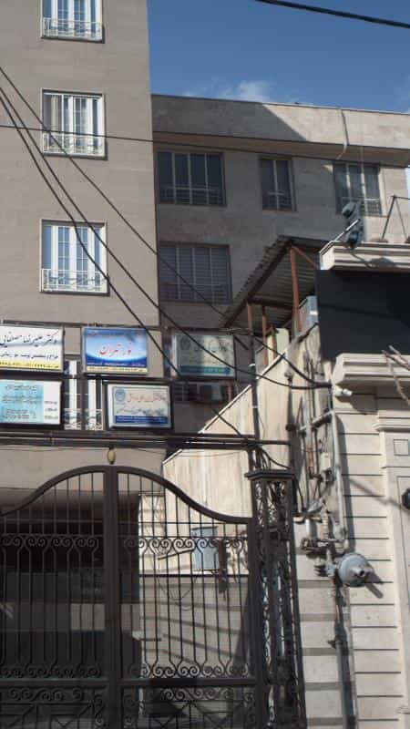 عکس کامران کی فرخی در اختیاریه