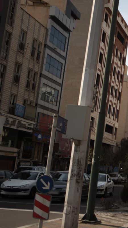 عکس دفتر اسناد رسمی در دریا