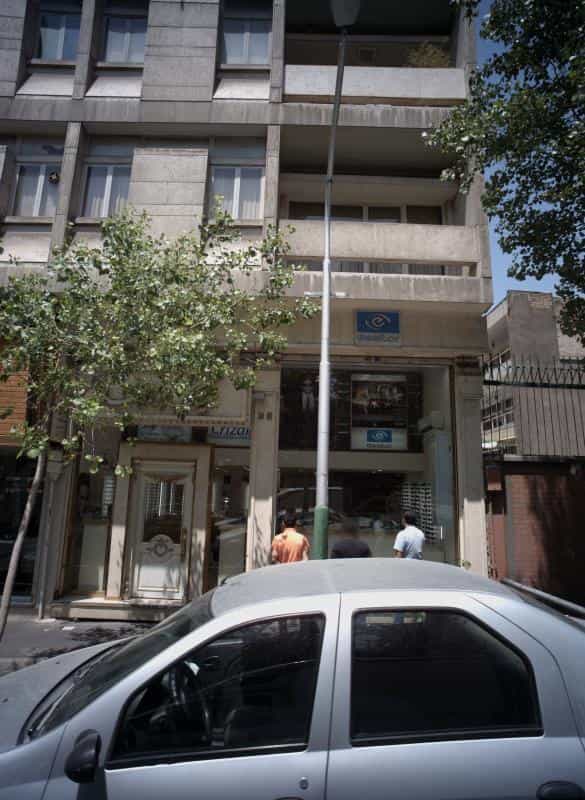 عکس گالری عینک در دانشگاه تهران