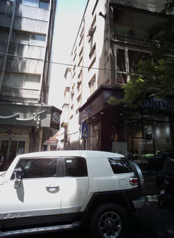عکس عینک فروشی یونیتی در دانشگاه تهران