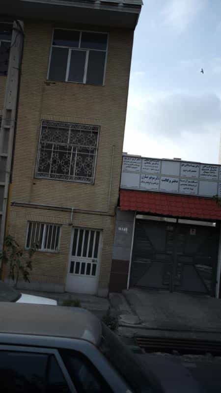 عکس آزمایشگاه تکنو آزما در پونک جنوبی